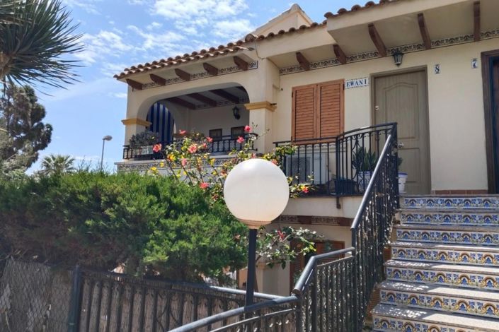 Image No.1-Bungalow de 2 chambres à vendre à Torrevieja