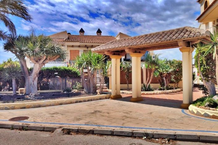 Image No.15-2 Bed Bungalow for sale