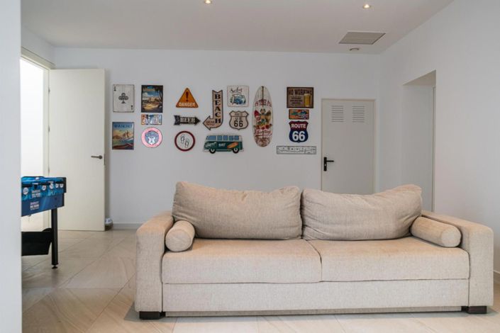 Image No.19-4 Bed Villa for sale