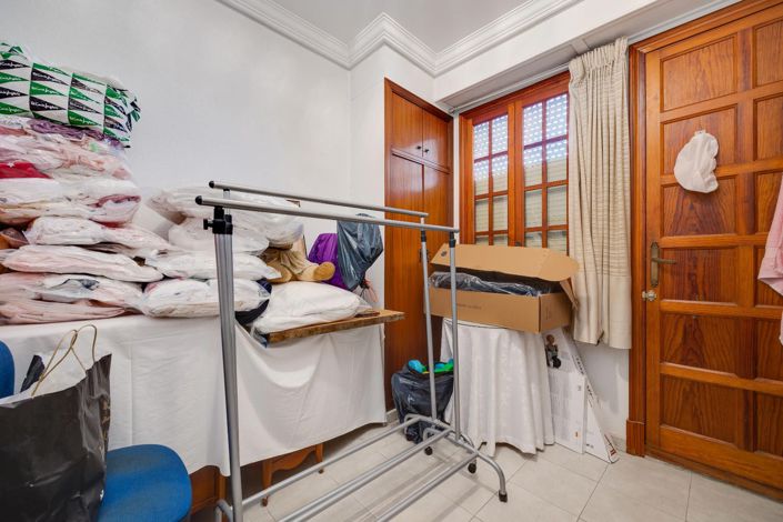 Image No.114-12 Bed Villa for sale