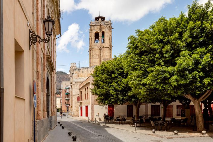 Image No.142-12 Bed Villa for sale