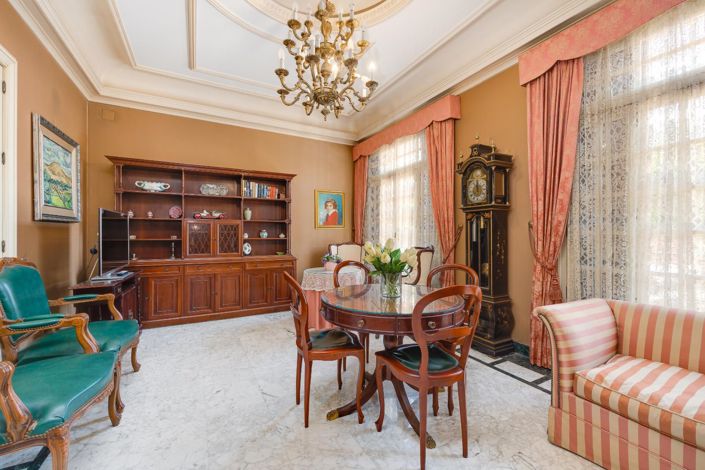 Image No.21-12 Bed Villa for sale