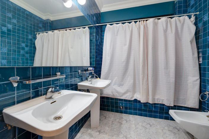 Image No.59-12 Bed Villa for sale