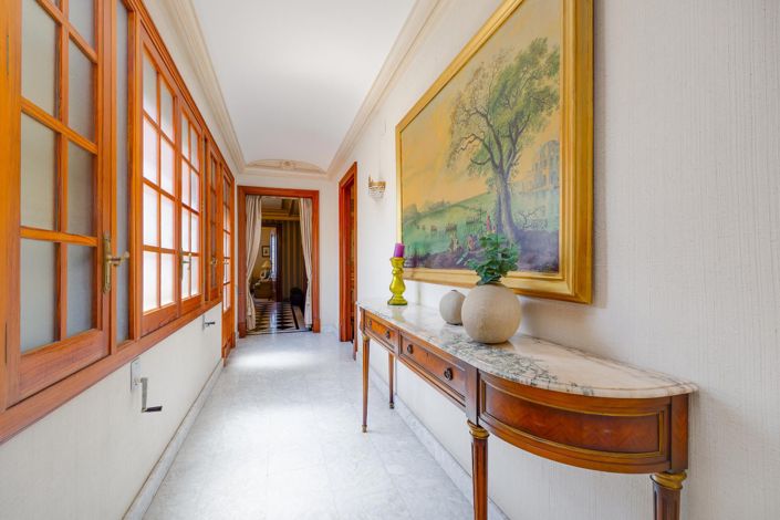 Image No.88-12 Bed Villa for sale