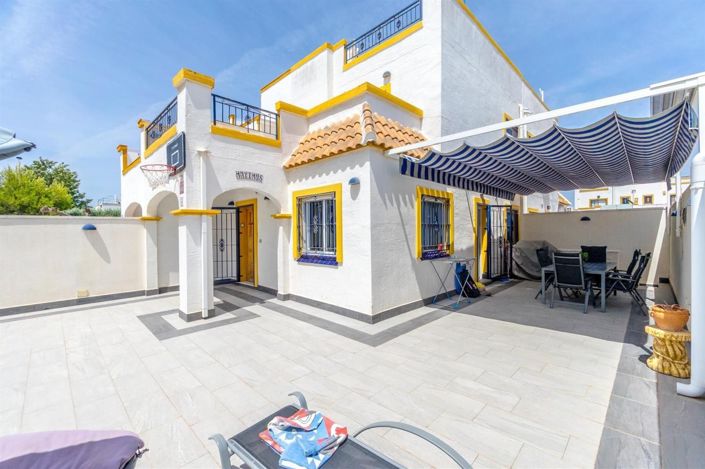 Image No.1-3 Bed House for sale