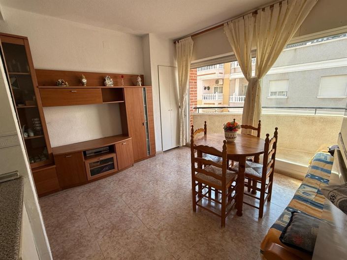Image No.1-Appartement de 1 chambre à vendre à Torrevieja