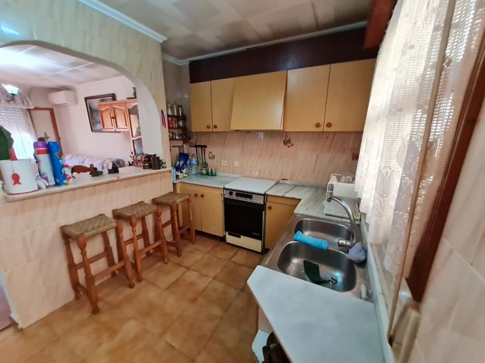 Image No.13-2 Bed House for sale