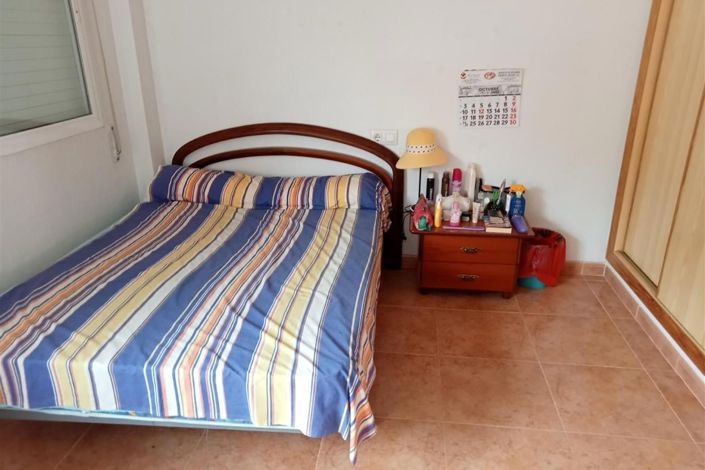 Image No.14-3 Bed House for sale