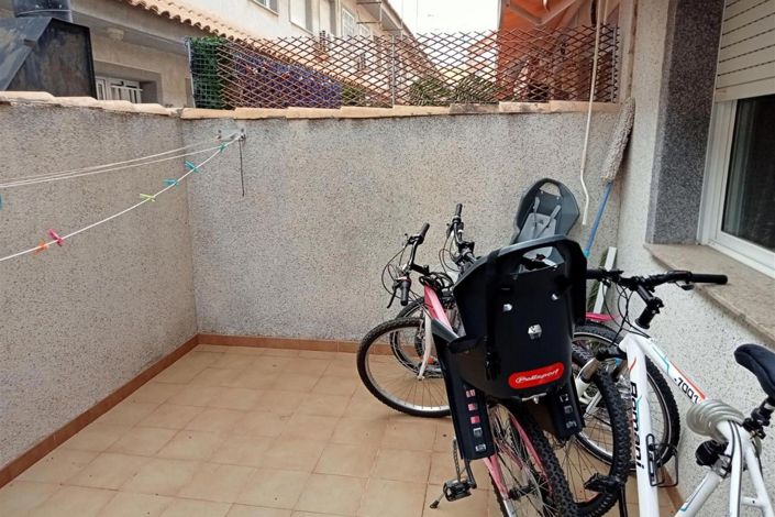 Image No.17-3 Bed House for sale