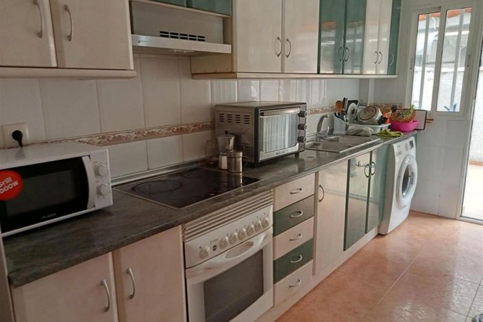 Image No.3-3 Bed House for sale