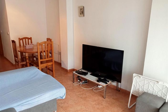 Image No.6-3 Bed House for sale