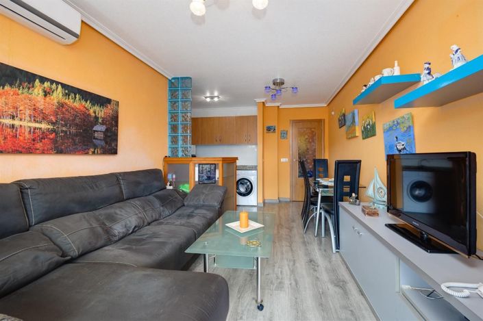Image No.1-Appartement de 2 chambres à vendre à Torrevieja