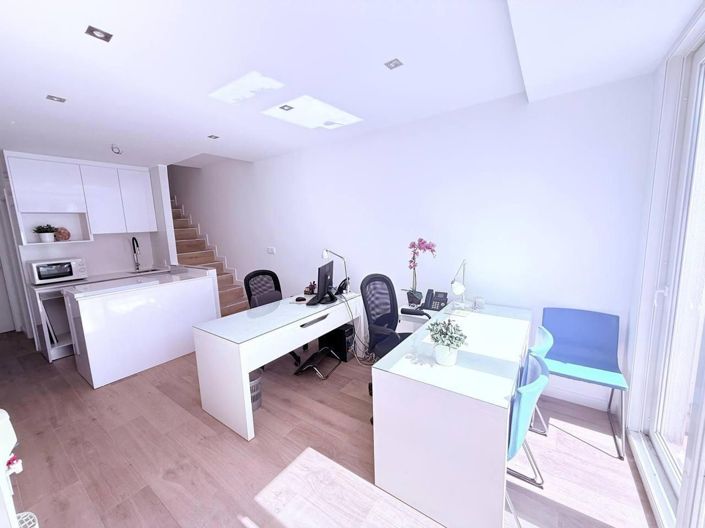 Image No.4-3 Bed House for sale