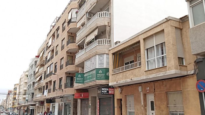 Image No.1-2 Bed Apartment for sale