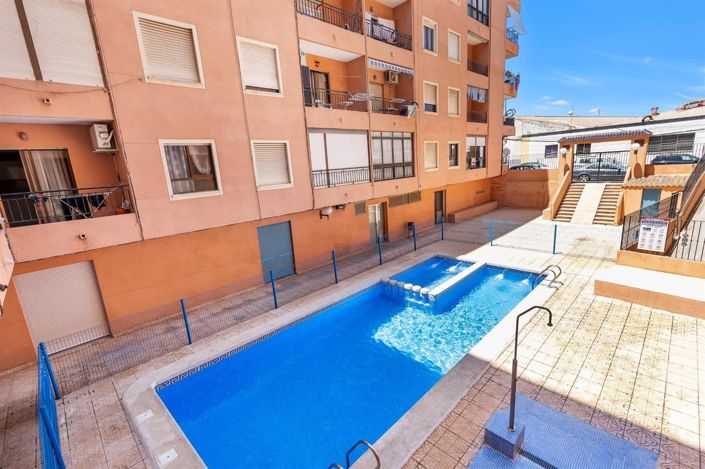 Image No.1-Appartement de 3 chambres à vendre à Torrevieja
