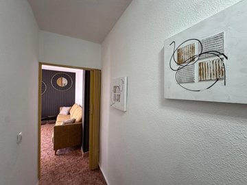 20931957