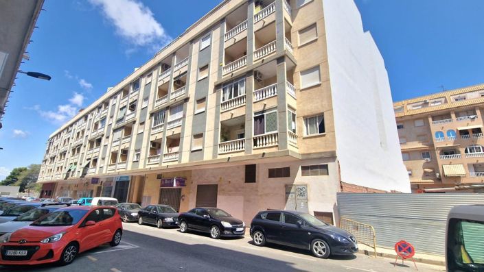 Image No.1-2 Bed Apartment for sale