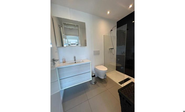 Image No.12-2 Bed Bungalow for sale