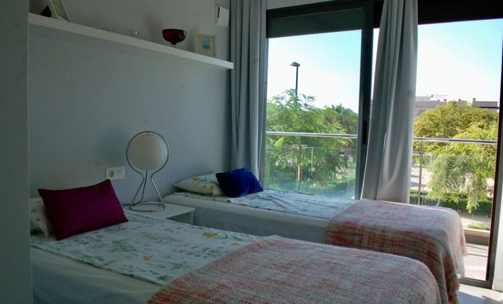 Image No.15-2 Bed Bungalow for sale