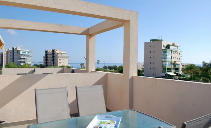 Image No.20-2 Bed Bungalow for sale