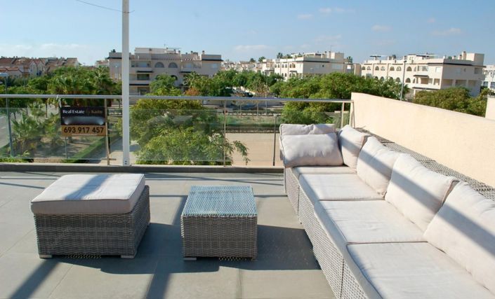 Image No.21-2 Bed Bungalow for sale