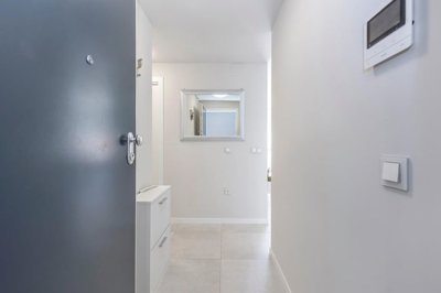 21005680