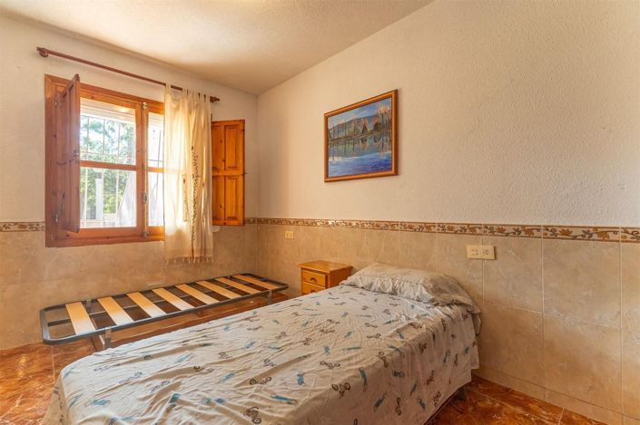 Image No.16-2 Bed Bungalow for sale