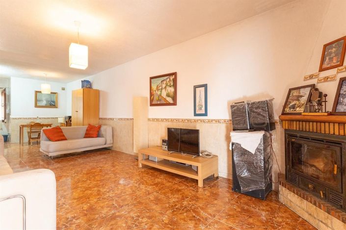 Image No.6-2 Bed Bungalow for sale