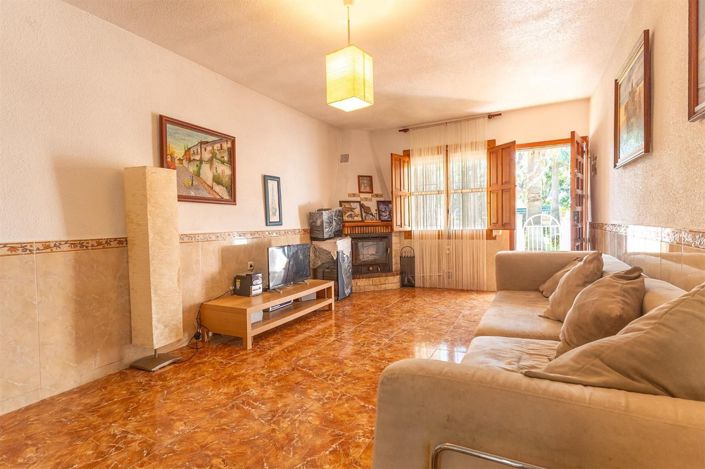 Image No.8-2 Bed Bungalow for sale