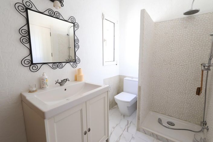 Image No.19-4 Bed Villa for sale