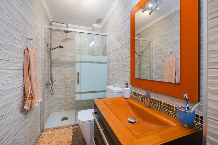 Image No.20-3 Bed Apartment for sale