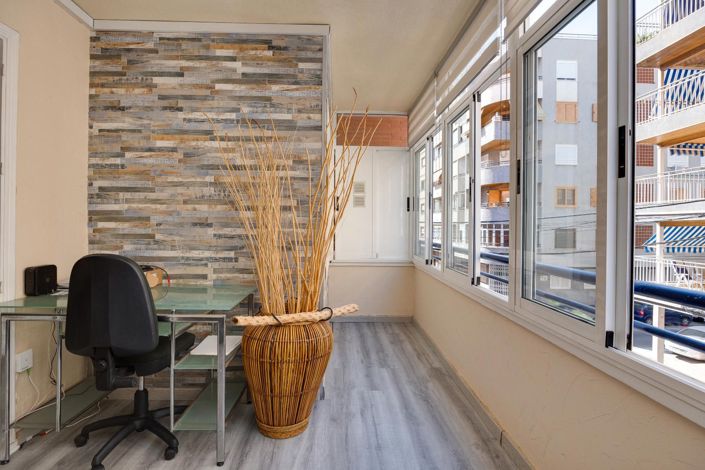 Image No.8-3 Bed Apartment for sale