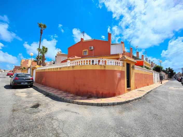Image No.1-Maison de 3 chambres à vendre à Torrevieja