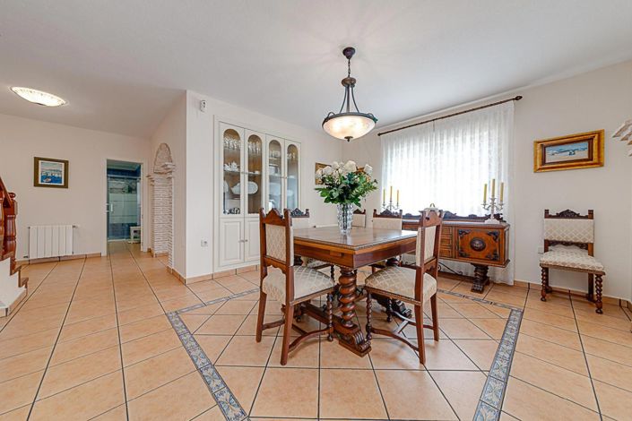 Image No.11-Villa de 5 chambres à vendre à Torrevieja