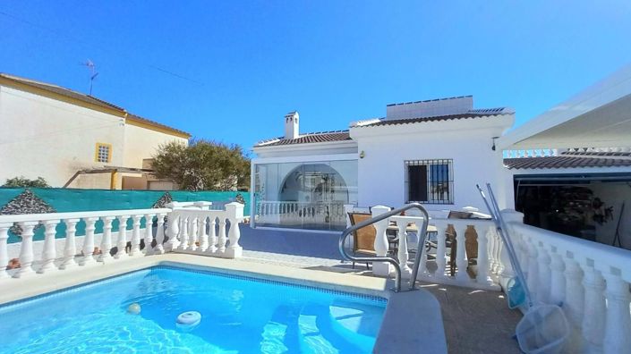 Image No.1-3 Bed House for sale