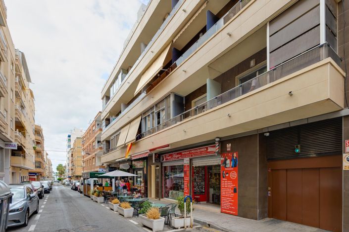 Image No.3-Appartement de 3 chambres à vendre à Torrevieja