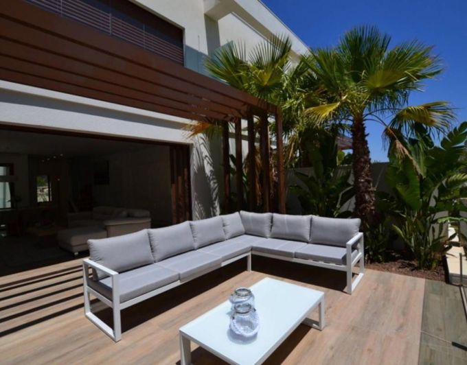 Image No.7-Villa de 4 chambres à vendre à Orihuela Costa