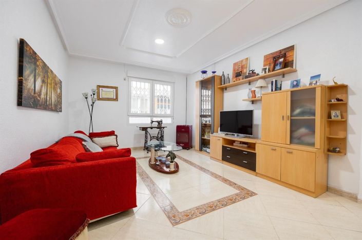 Image No.1-Appartement de 3 chambres à vendre à Torrevieja
