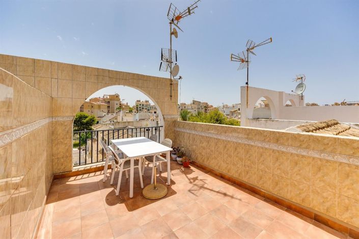 Image No.1-Appartement de 2 chambres à vendre à Torrevieja