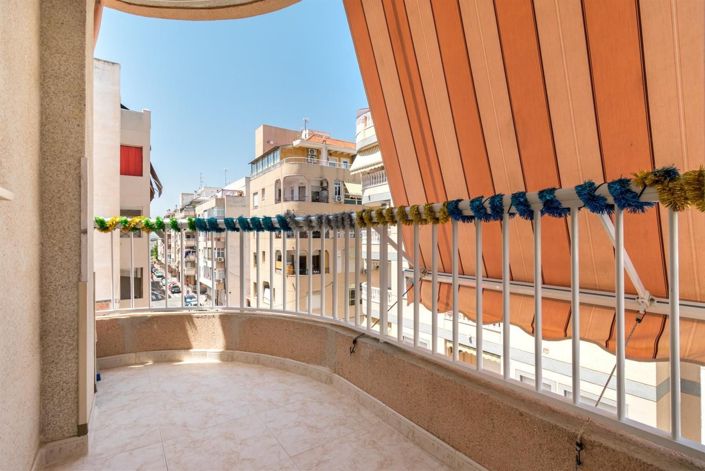 Image No.1-Appartement de 2 chambres à vendre à Torrevieja