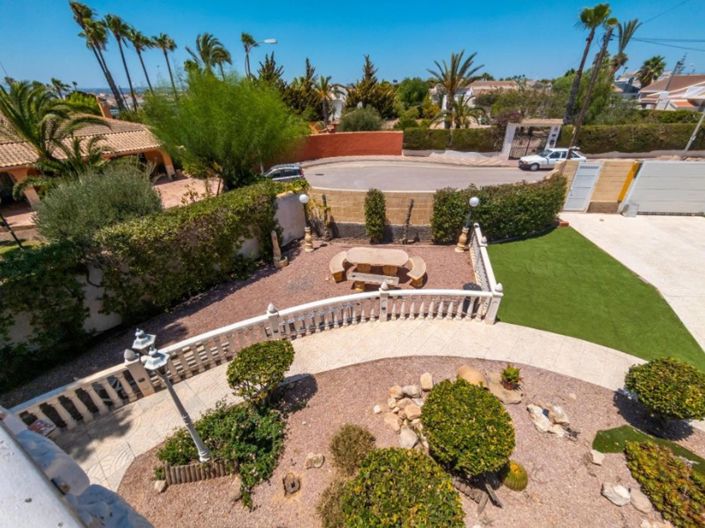 Image No.26-Villa de 4 chambres à vendre à Torrevieja