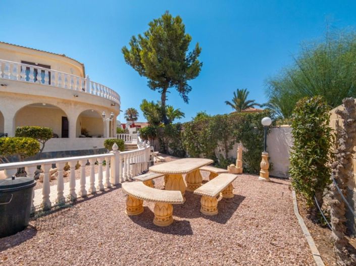 Image No.37-Villa de 4 chambres à vendre à Torrevieja