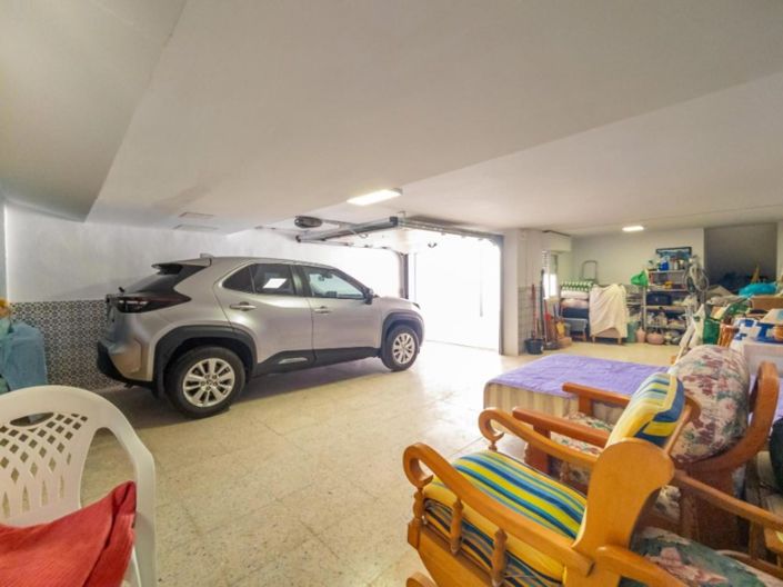 Image No.36-3 Bed House for sale