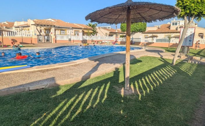 Image No.18-2 Bed Bungalow for sale