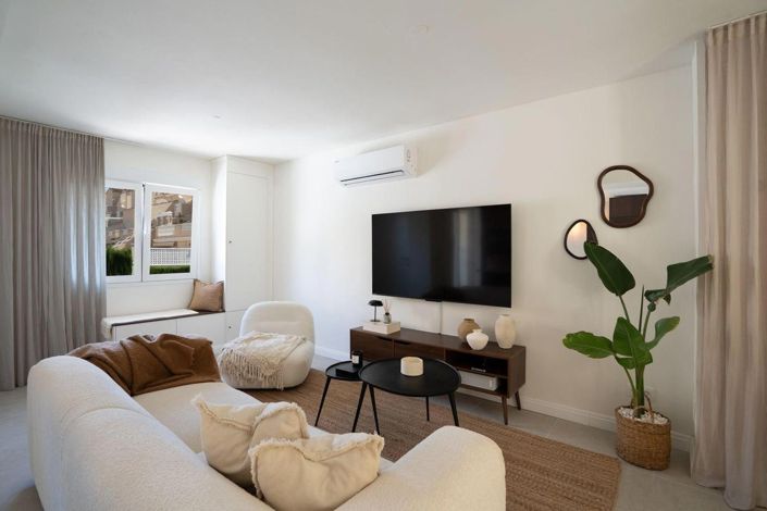 Image No.3-2 Bed House for sale