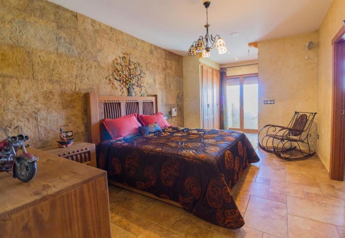 Image No.12-Villa de 8 chambres à vendre à Redován