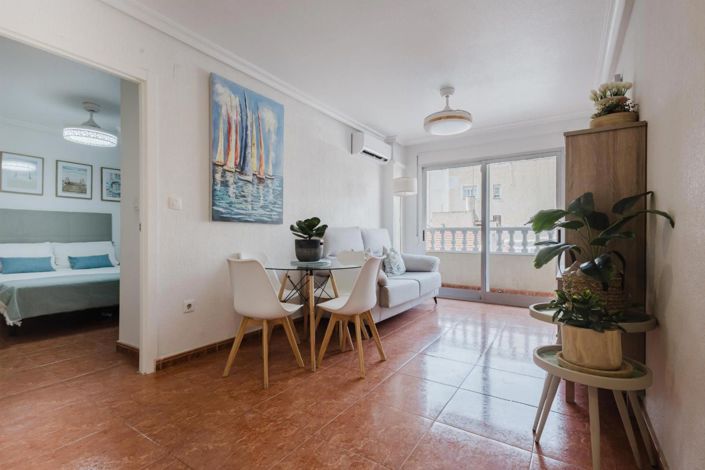 Image No.1-2 Bed Apartment for sale