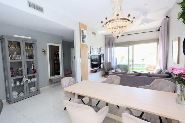 Image No.13-5 Bed Villa for sale