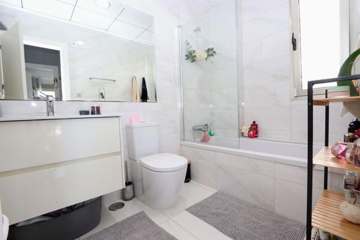 Image No.19-5 Bed Villa for sale