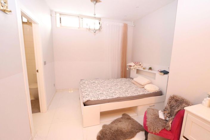 Image No.31-5 Bed Villa for sale